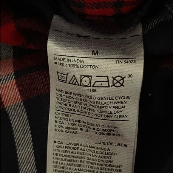 Old Navy red blue flannel classic button down plaid shirt sz M 100% cotton - Picture 9 of 11